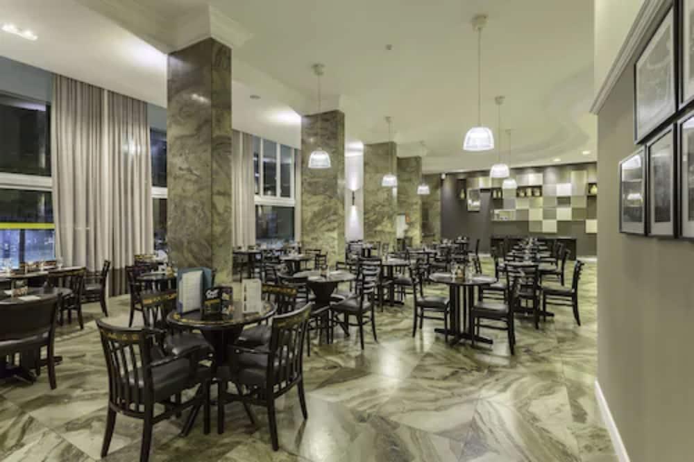 Slaviero Hotel